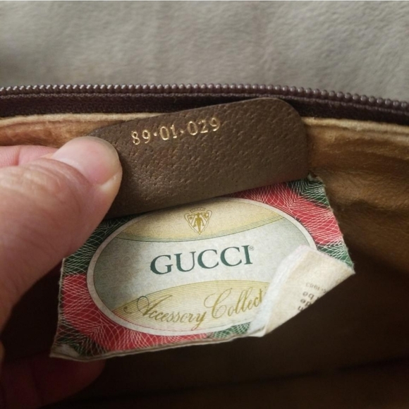 Authentic Vintage Gucci Portfolio Clutch - Picture 9 of 9
